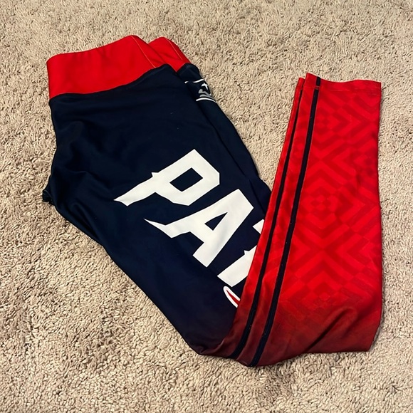 Patriots Leggings - Picture 2 of 2